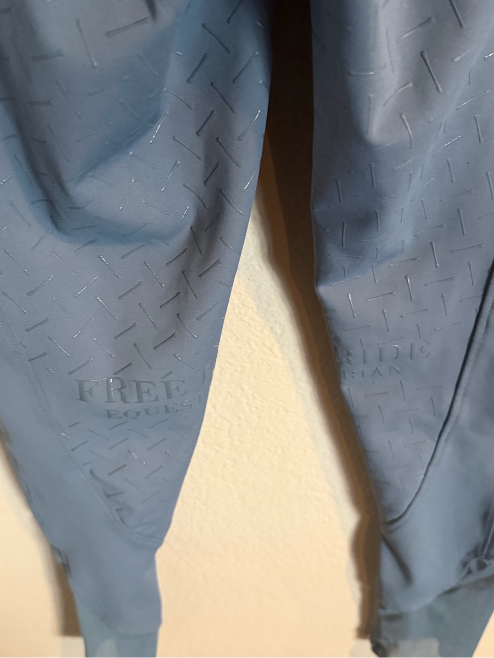 Free Ride Equestrian Women’s Medium Blue High-Waist Pocket Riding Leggings - Picture 6 of 6